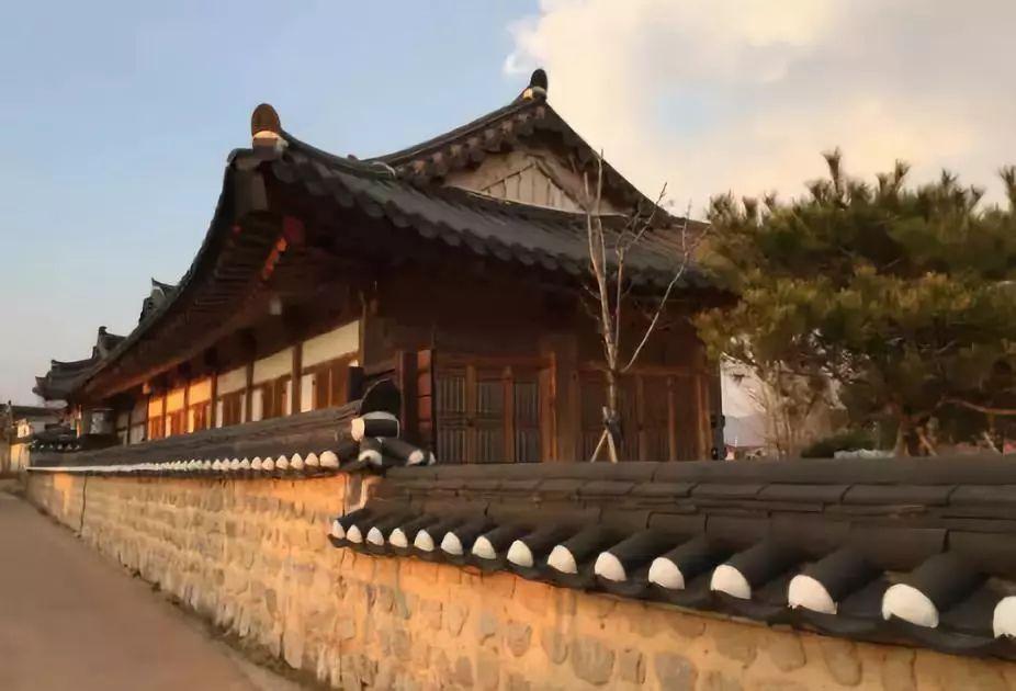 科技引领旅行新纪元，西安至韩国旅游最新价格解析